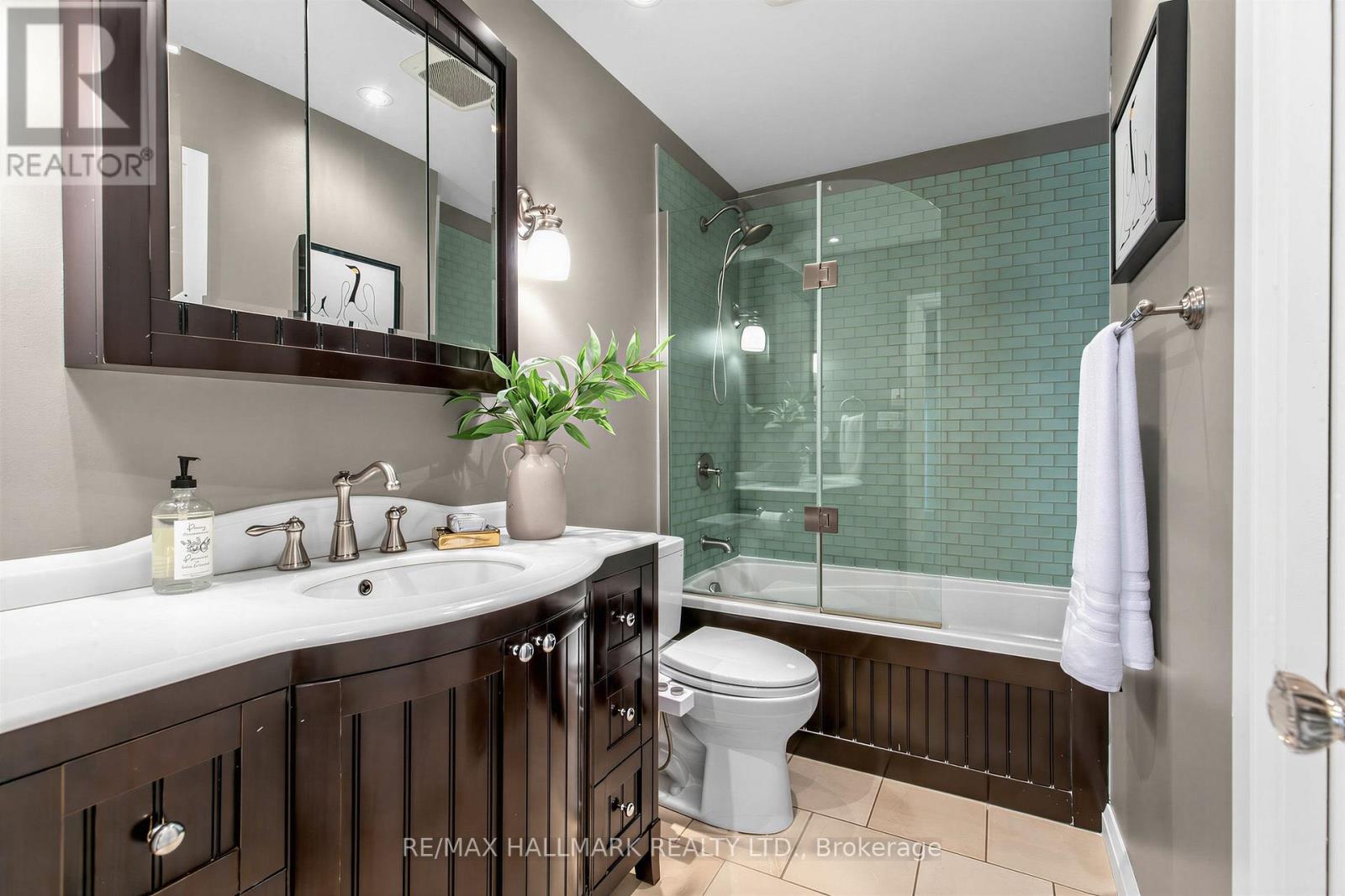 26 MCNAIRN AVENUE - 18