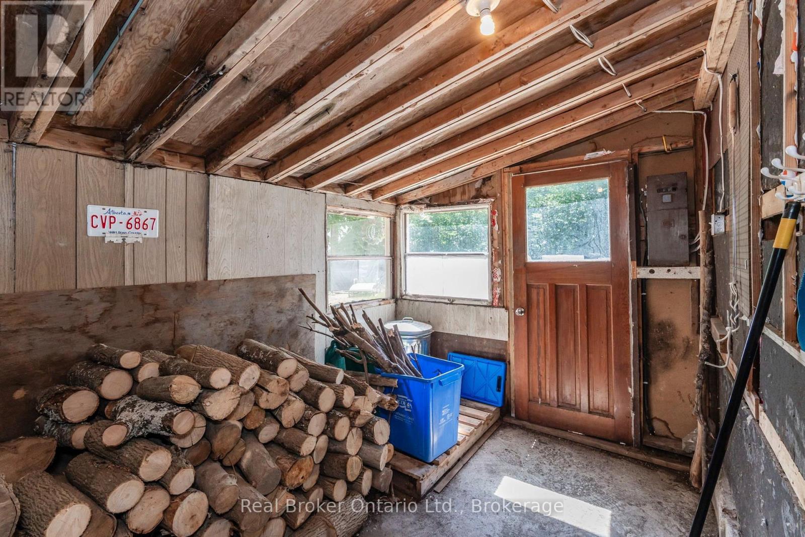 2141 CHAMPLAIN ROAD - Image 19