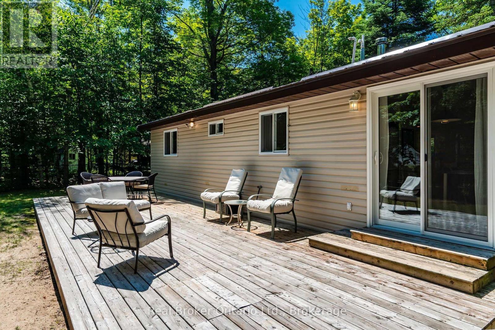 2141 CHAMPLAIN ROAD - Image 21