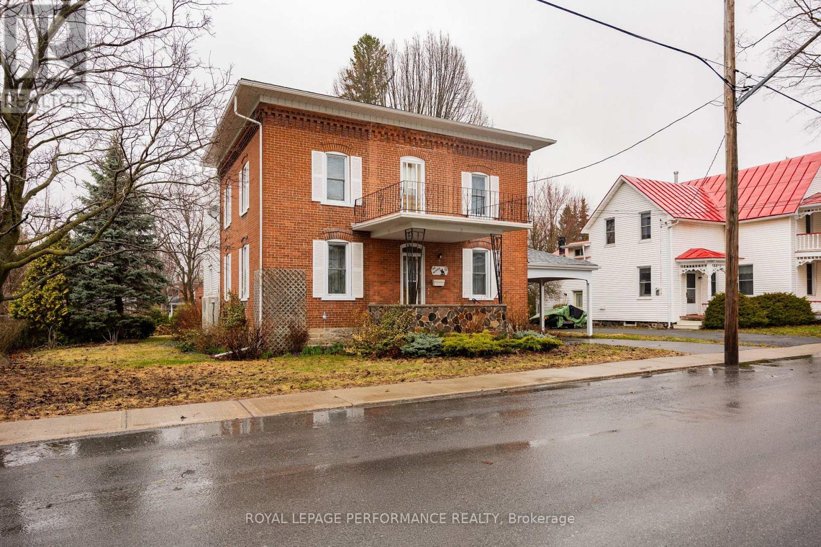 11 PETER STREET - 4
