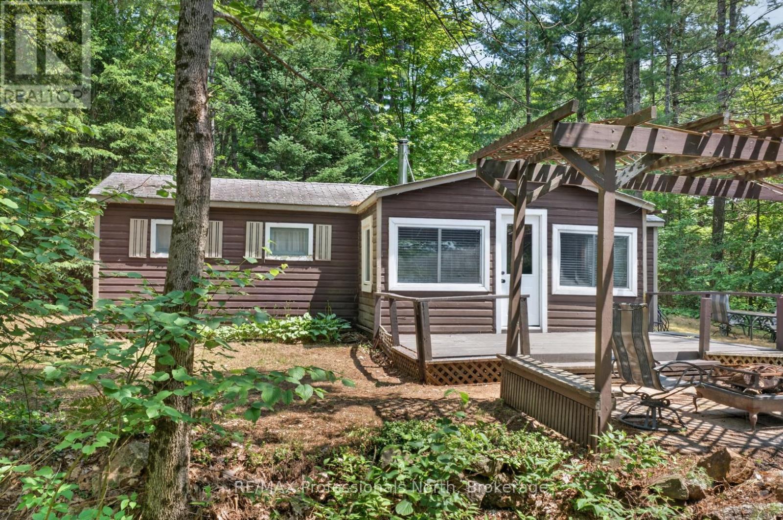 1032 GAZEBO LANE - 22