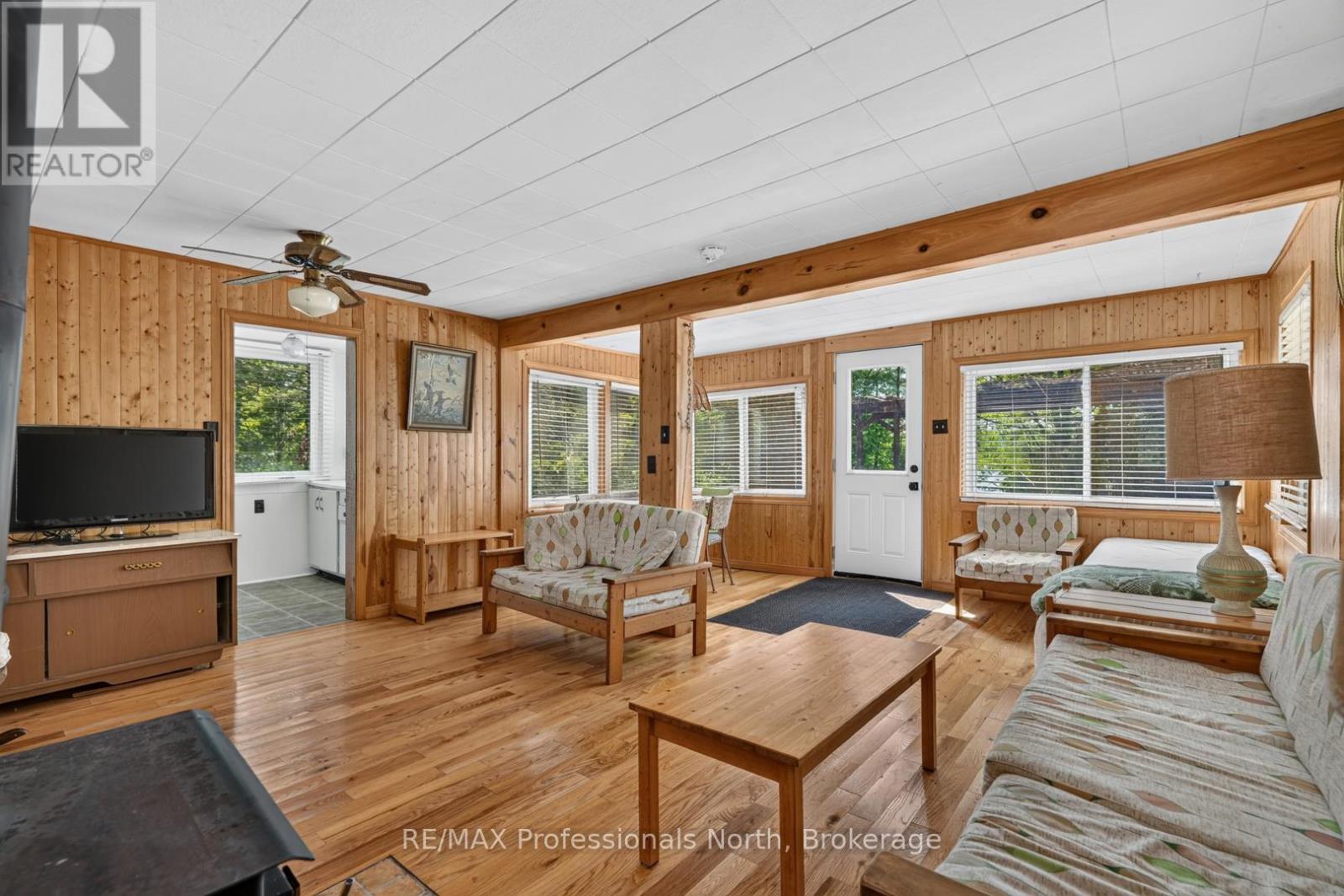 1032 GAZEBO LANE - 6