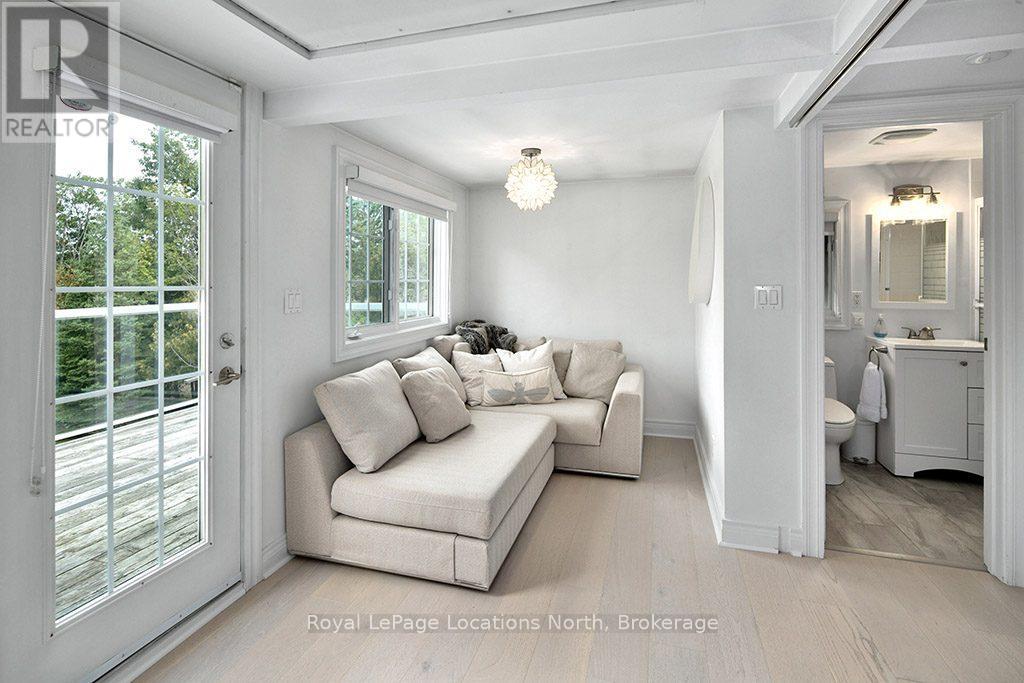 107 MARGARET DRIVE - 24