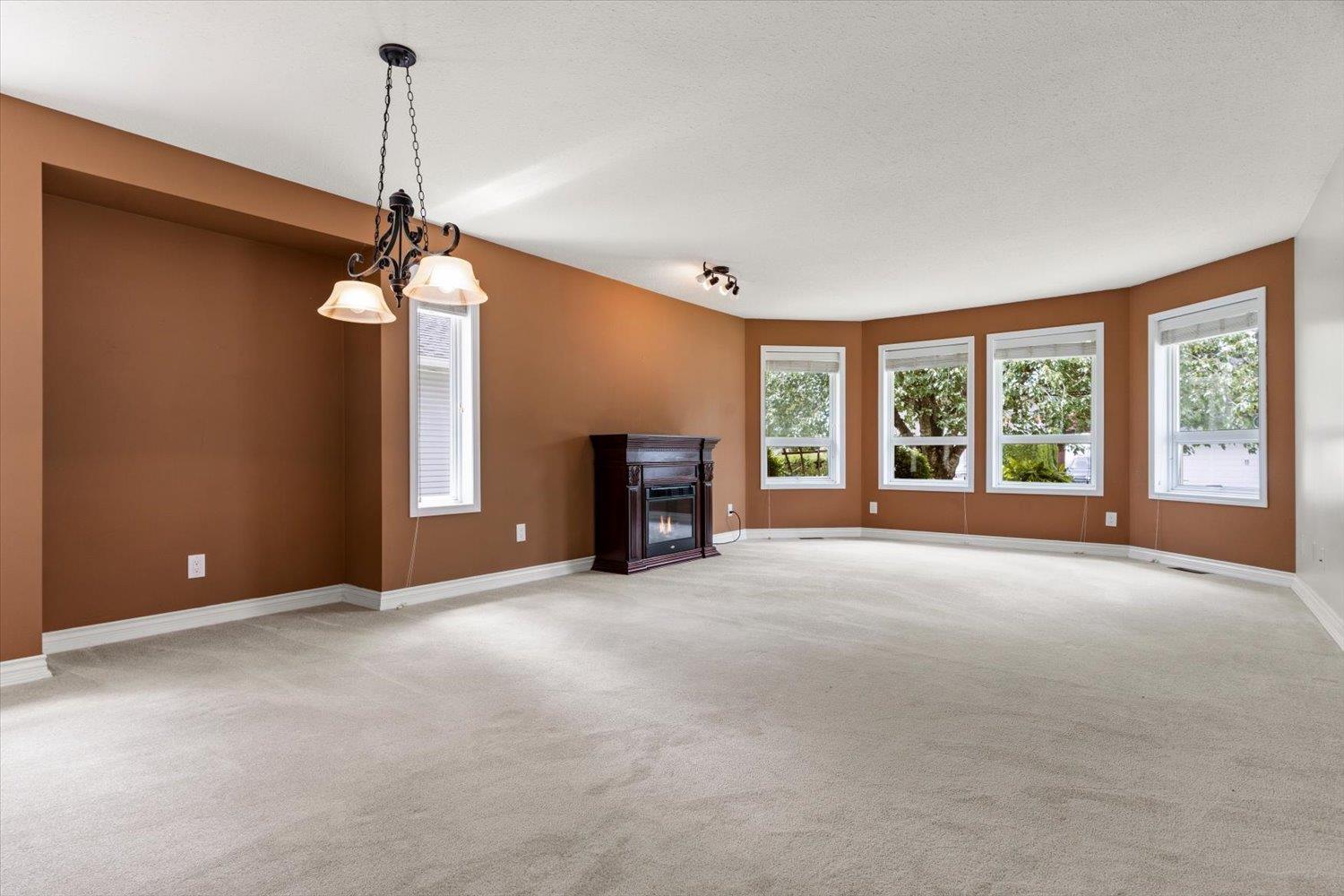 1548 CANTERBURY DRIVE, Agassiz, Agassiz