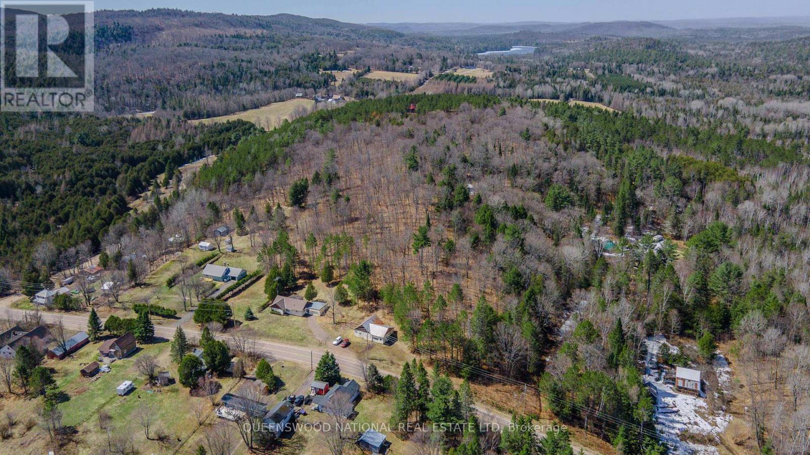 954 SCHUTT ROAD - 40