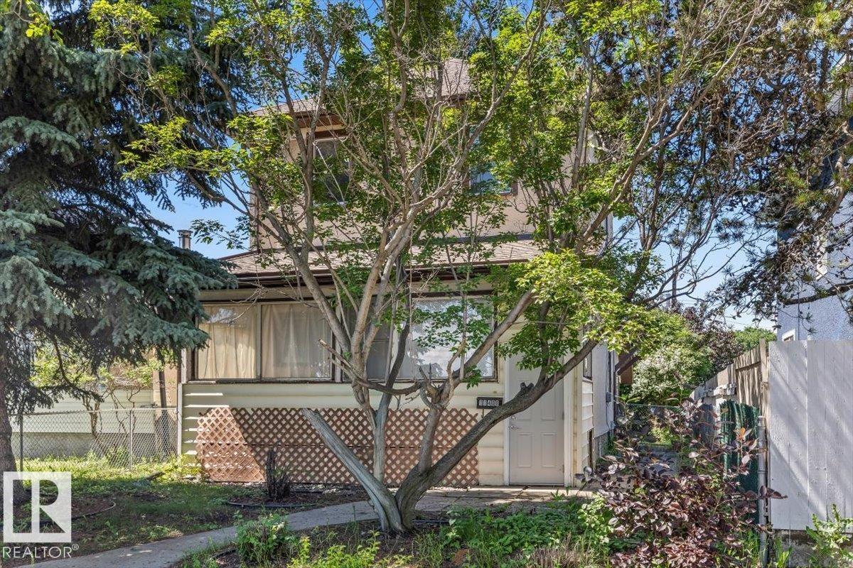 11408 81 ST NW - 1