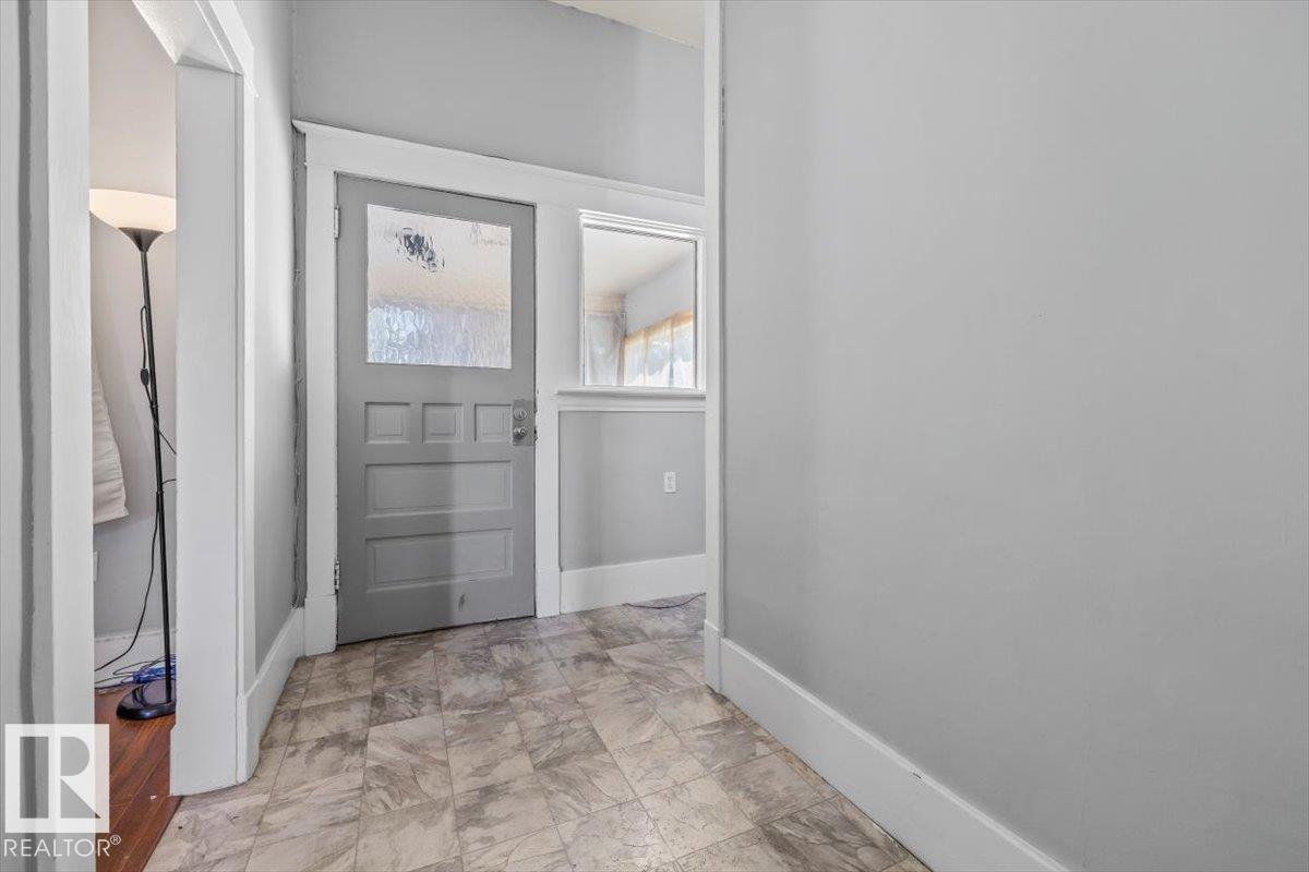 11408 81 ST NW - 2