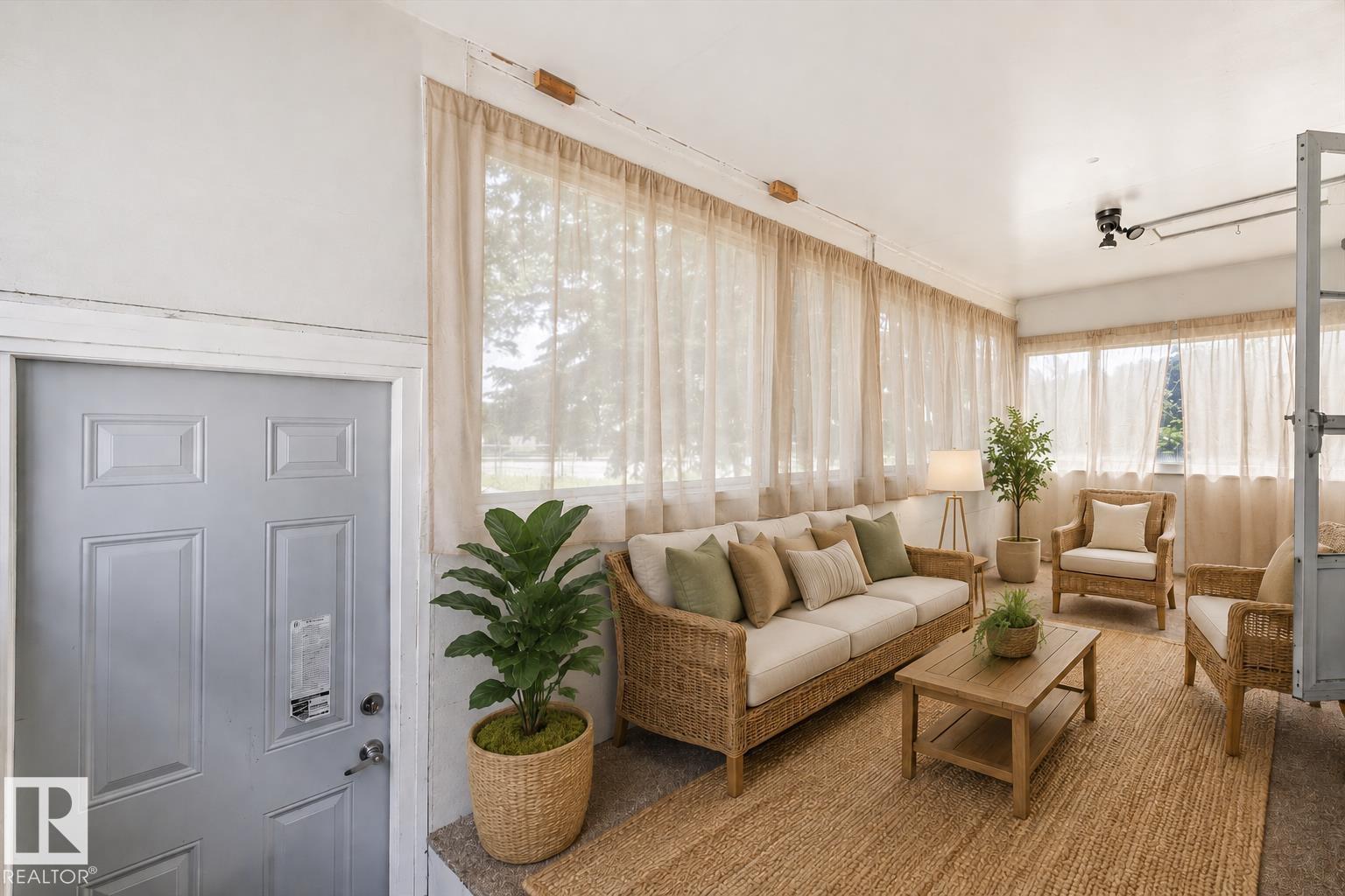 11408 81 ST NW - 24
