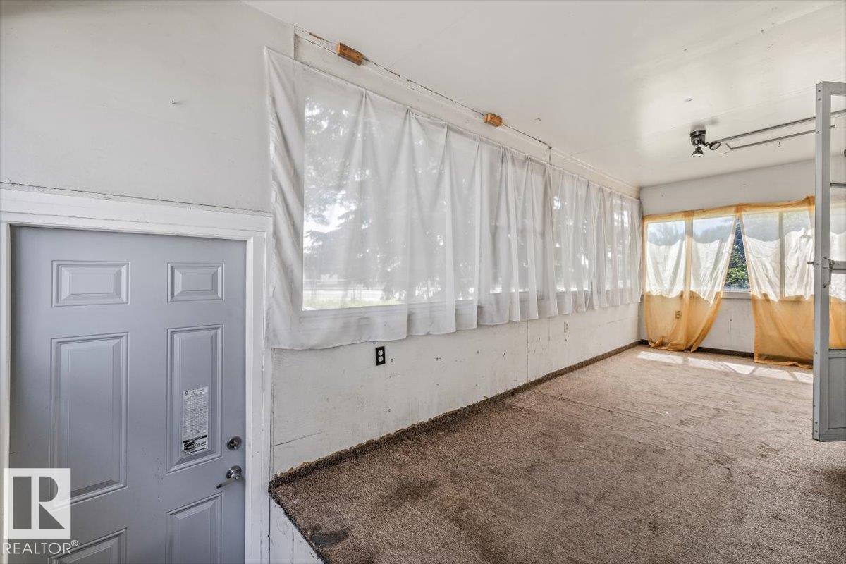 11408 81 ST NW - 25