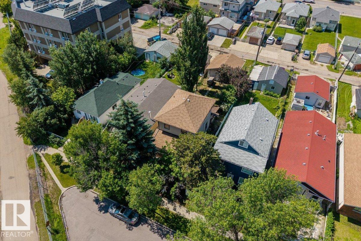 11408 81 ST NW - 38