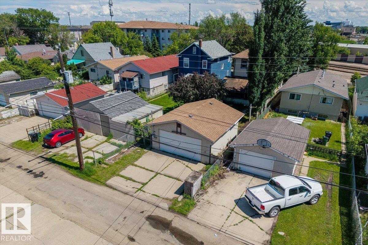 11408 81 ST NW - 39