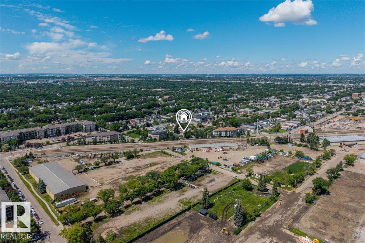 11408 81 ST NW - 43