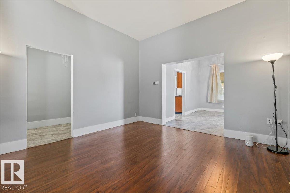 11408 81 ST NW - 7