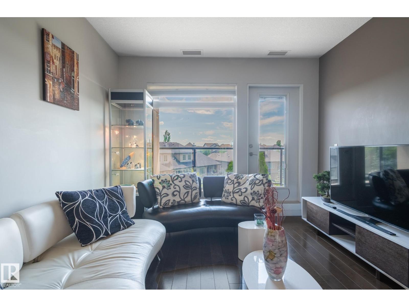 #305 5151 Windermere BV NW - 18