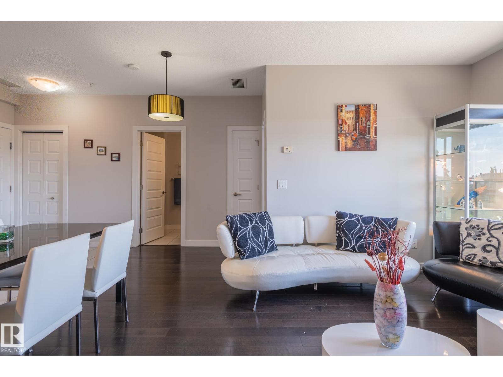 #305 5151 Windermere BV NW - 26