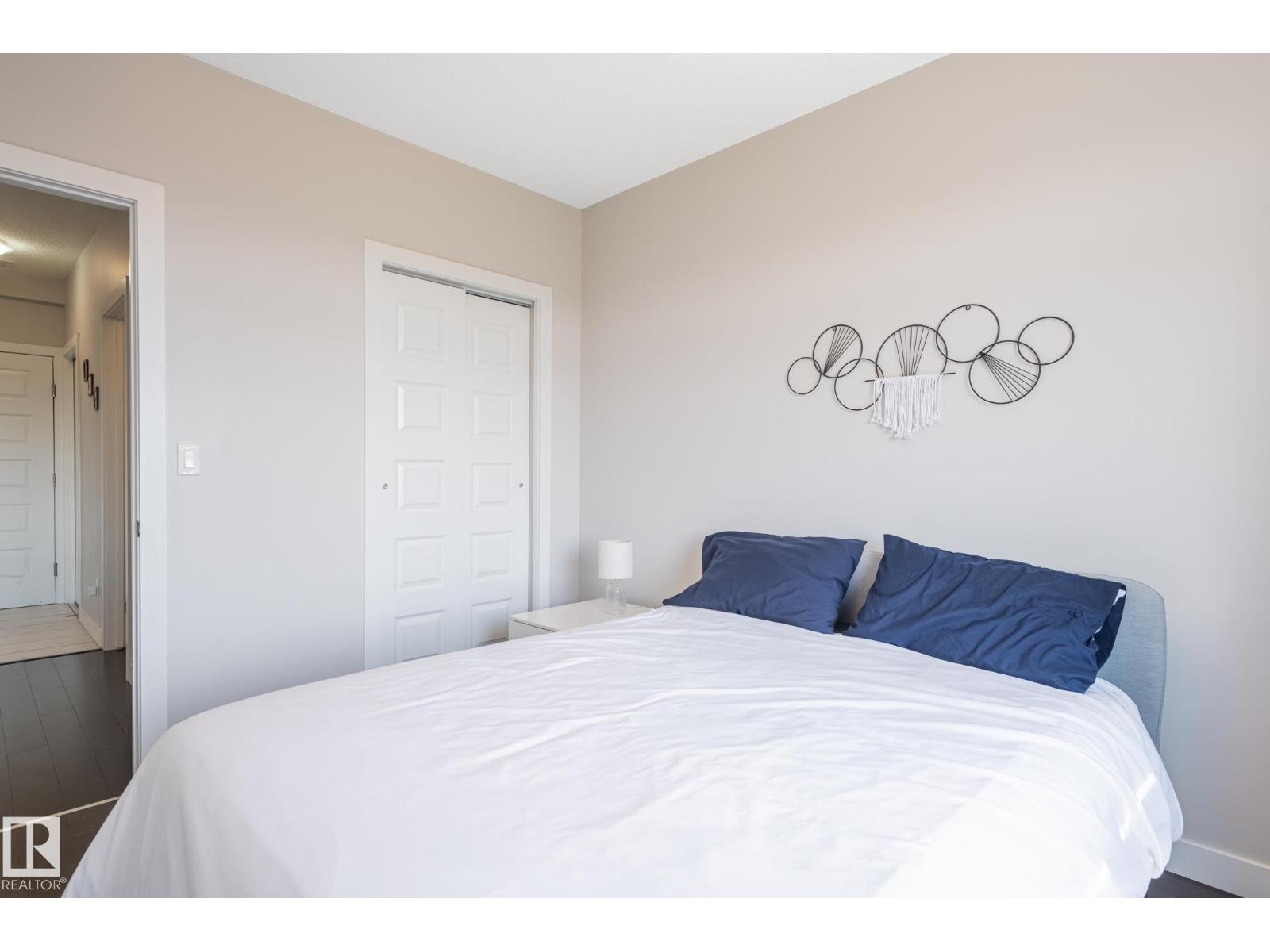 #305 5151 Windermere BV NW - 29