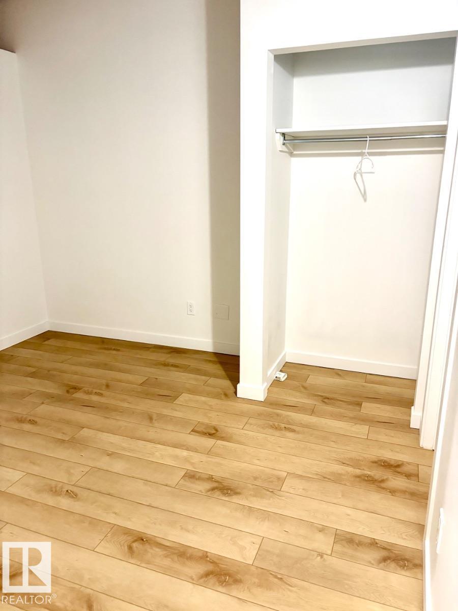 #206 10024 JASPER AV NW - 13