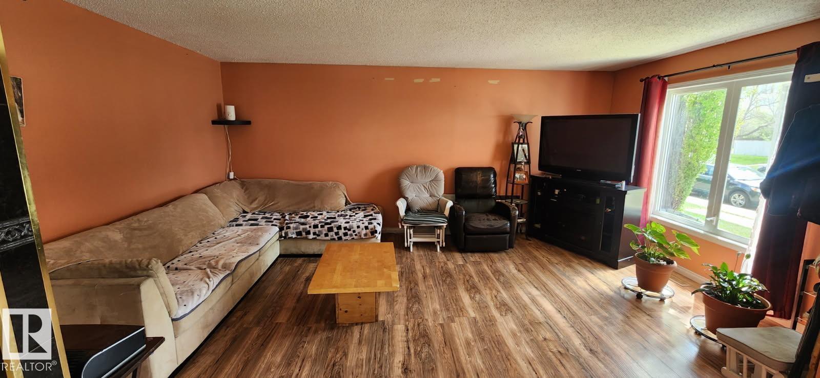 14411 31 ST NW - 6