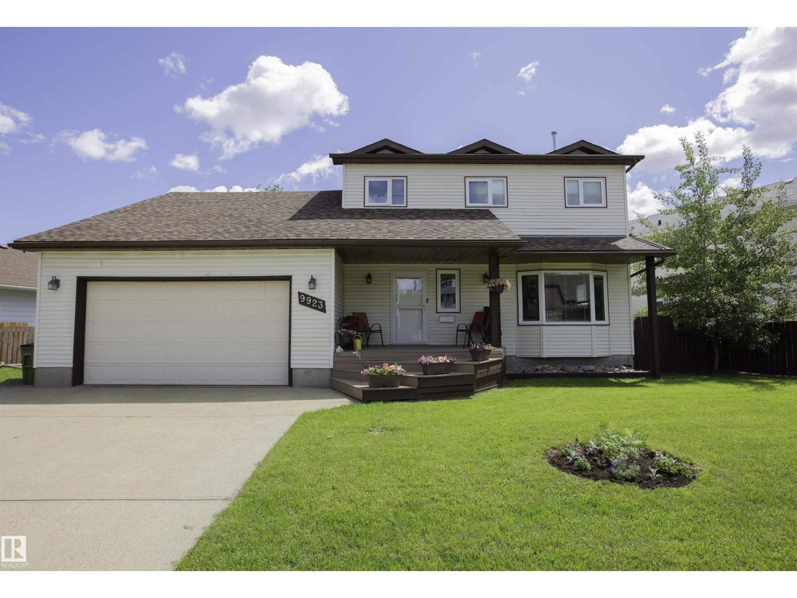 9923 190 ST NW - 1