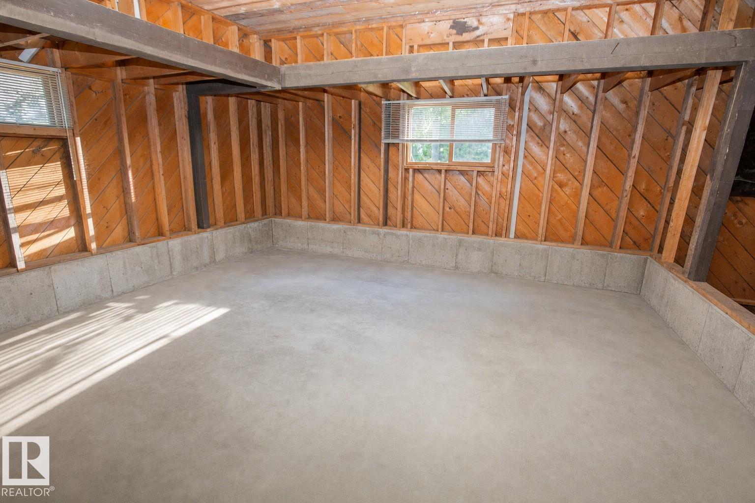 9923 190 ST NW - 20