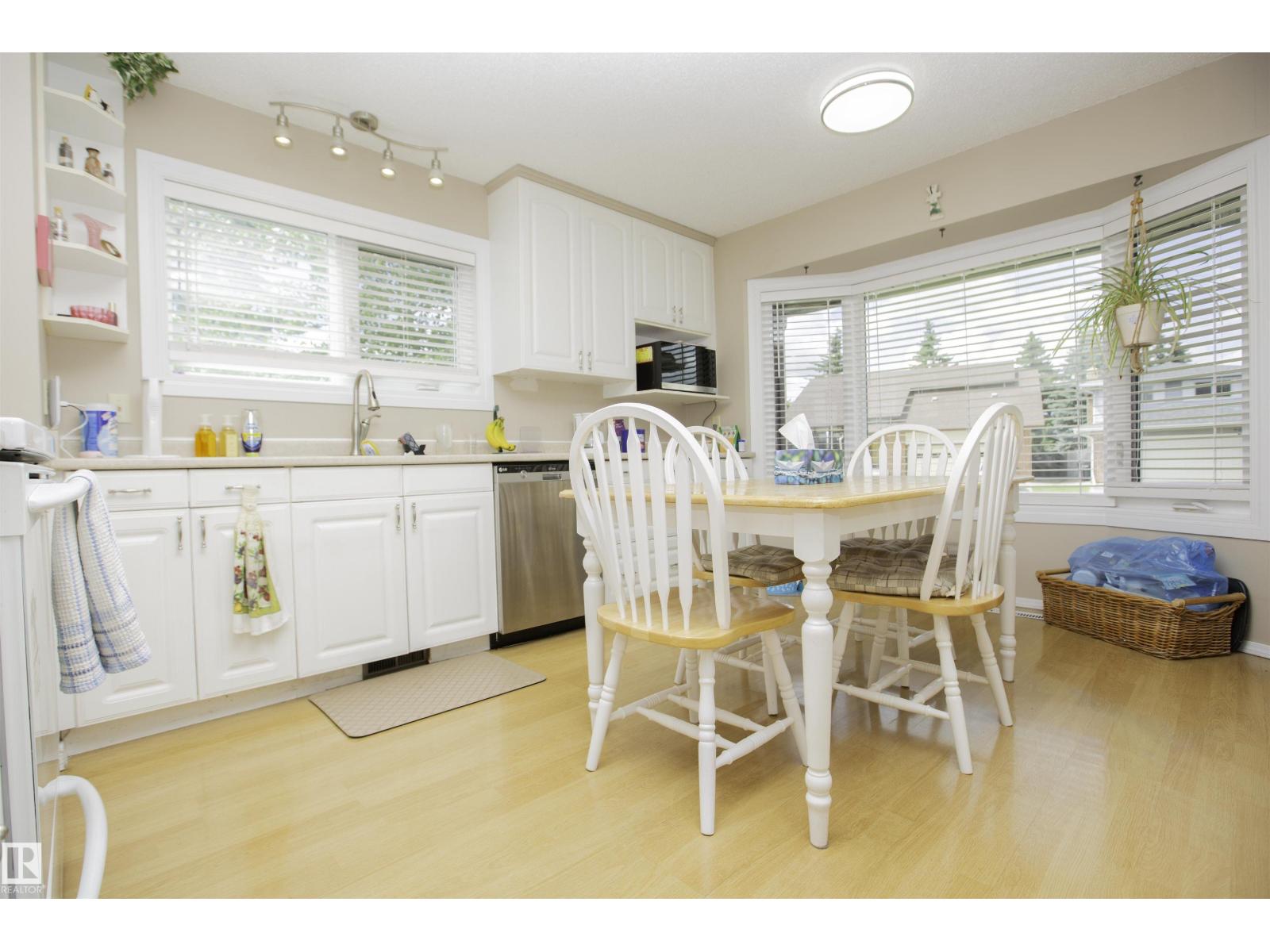 9923 190 ST NW - 3