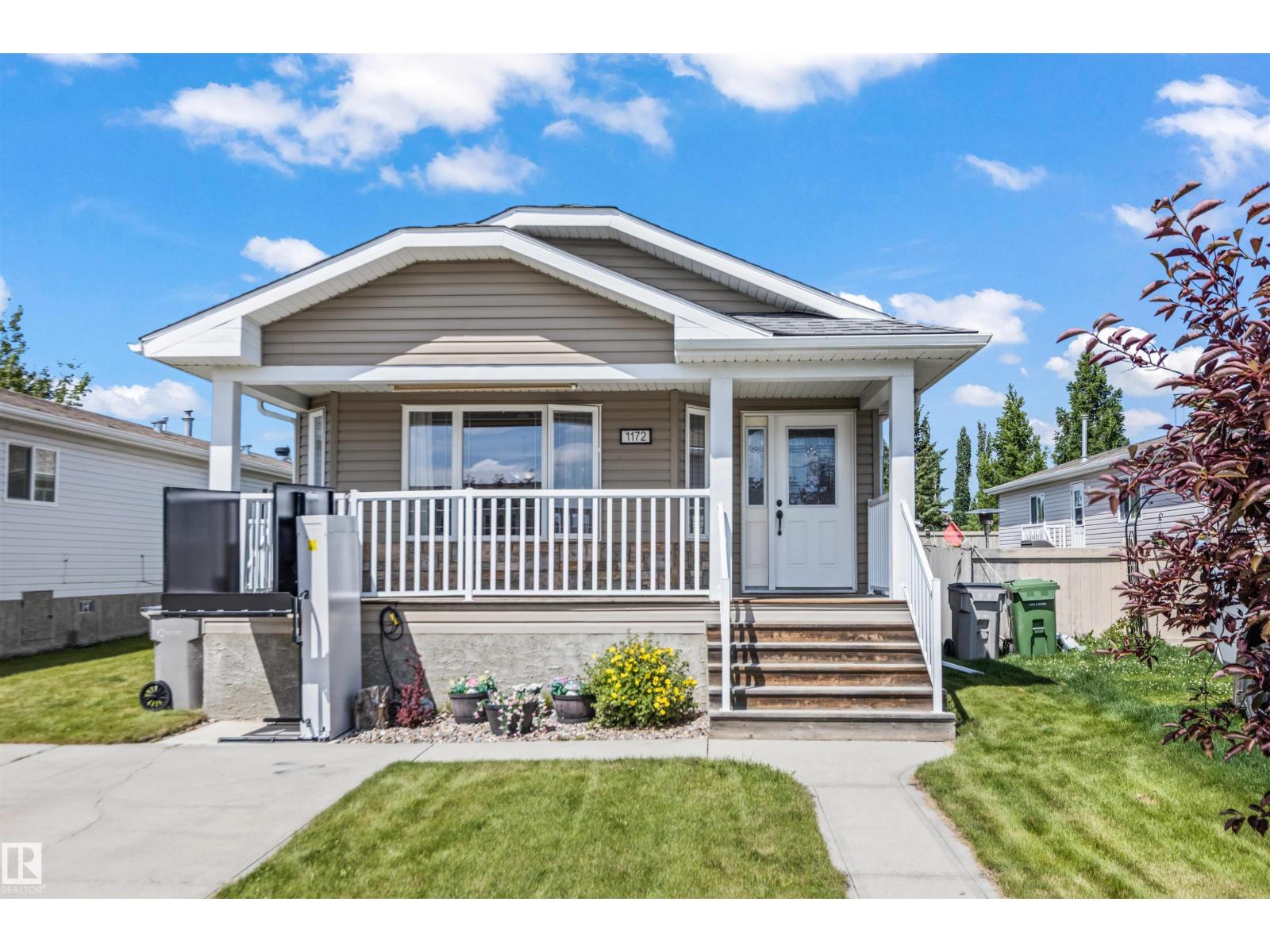 1172 Aspen DR W - 1