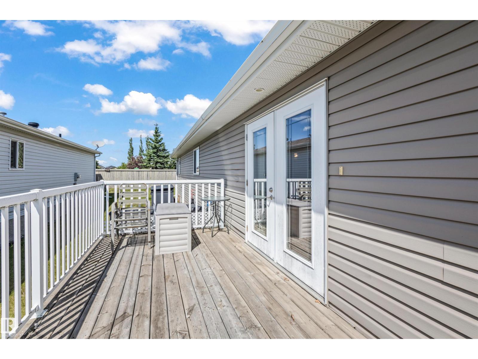 1172 Aspen DR W - 25