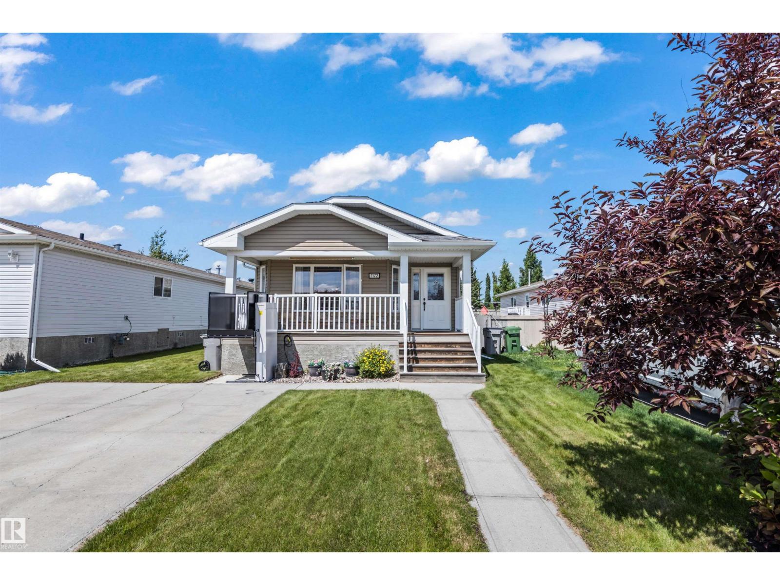 1172 Aspen DR W - 28