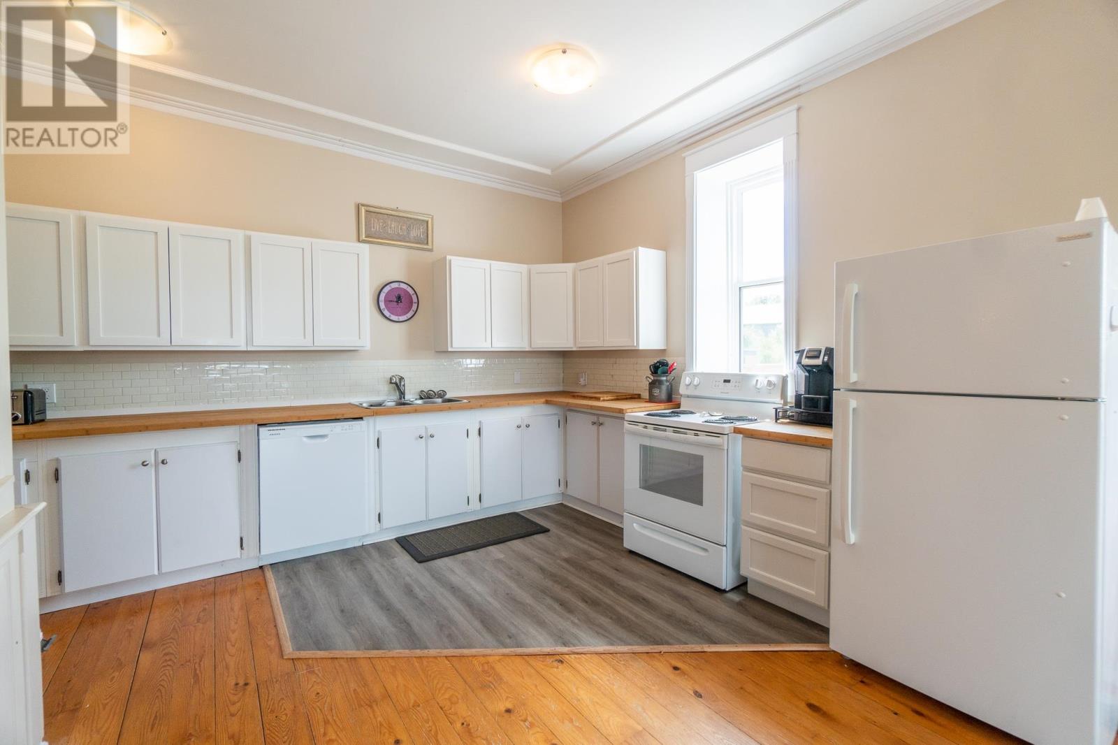 5671 Rte 2 - Image 21