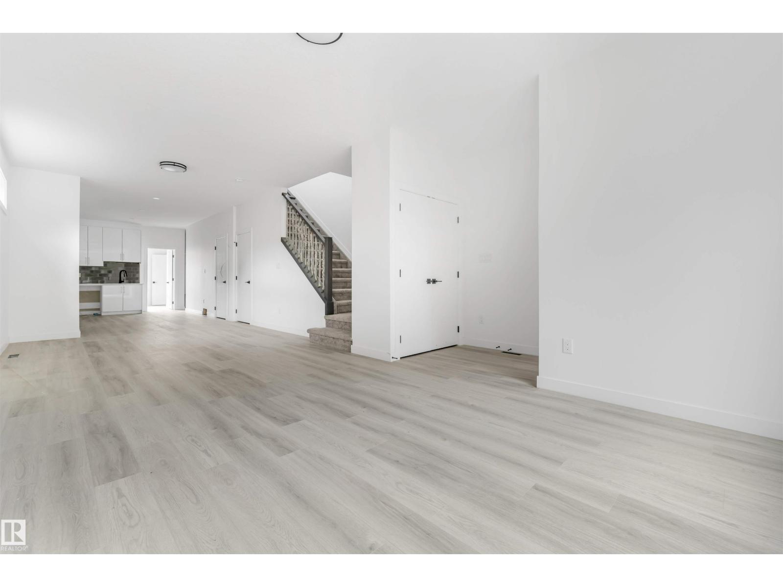 3605 112 ave NW - 14