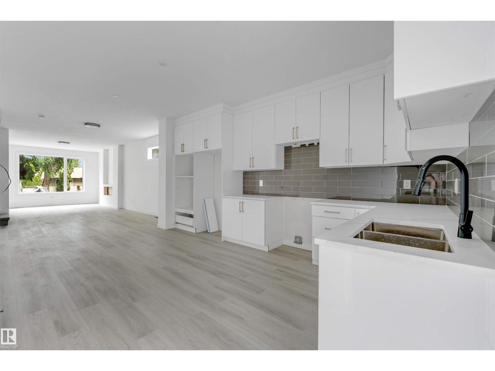 3605 112 ave NW - 12