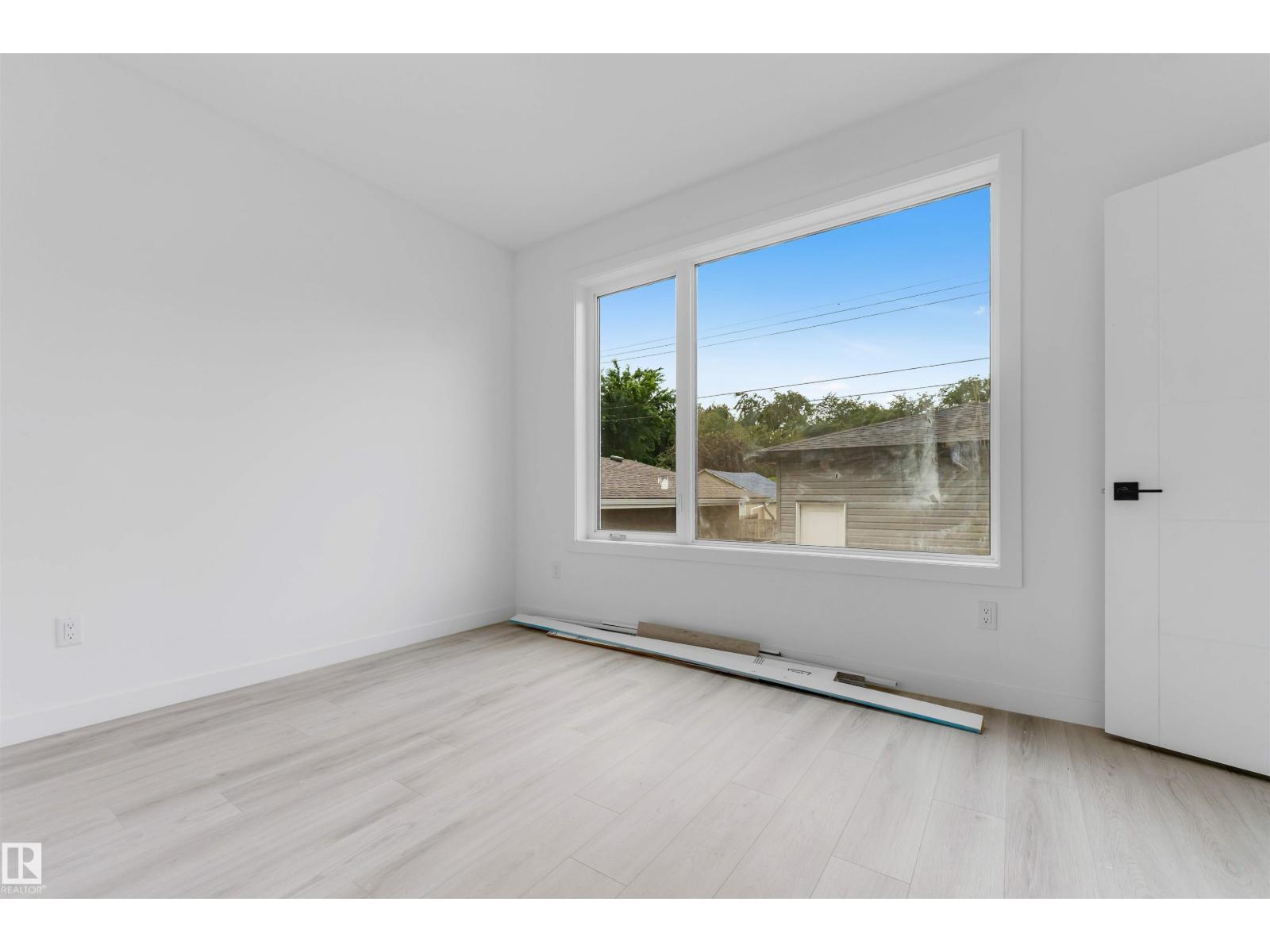 3605 112 ave NW - 24