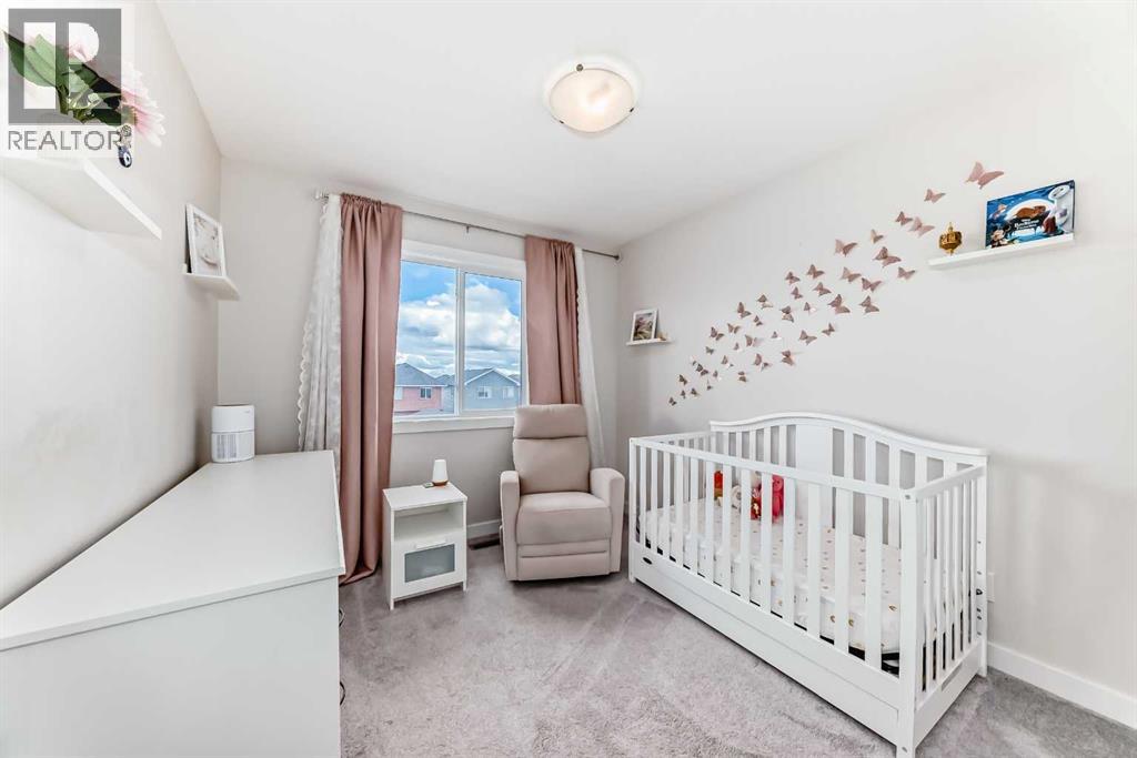 1104 Bayview Gardens SW - 34