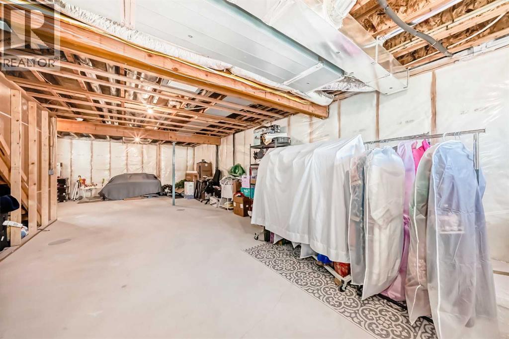 1104 Bayview Gardens SW - 45