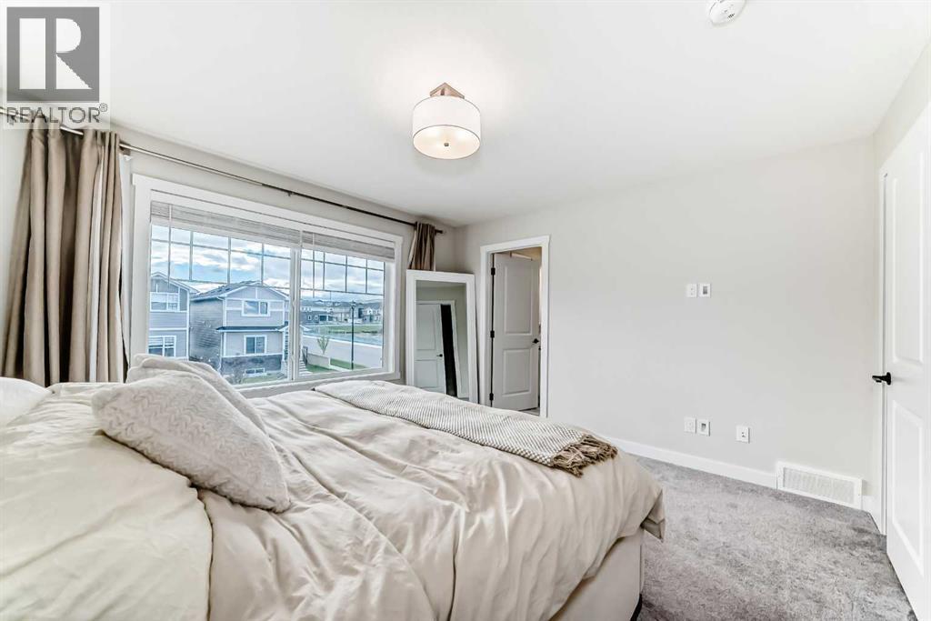 1104 Bayview Gardens SW - 26