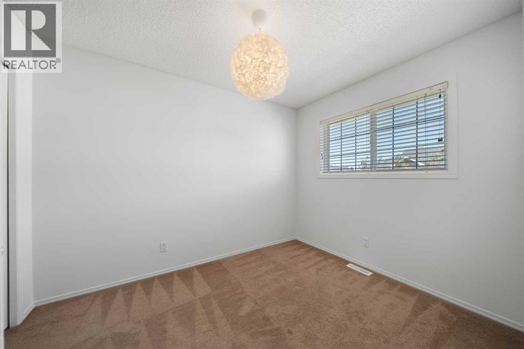 301 Strathaven Mews - 20