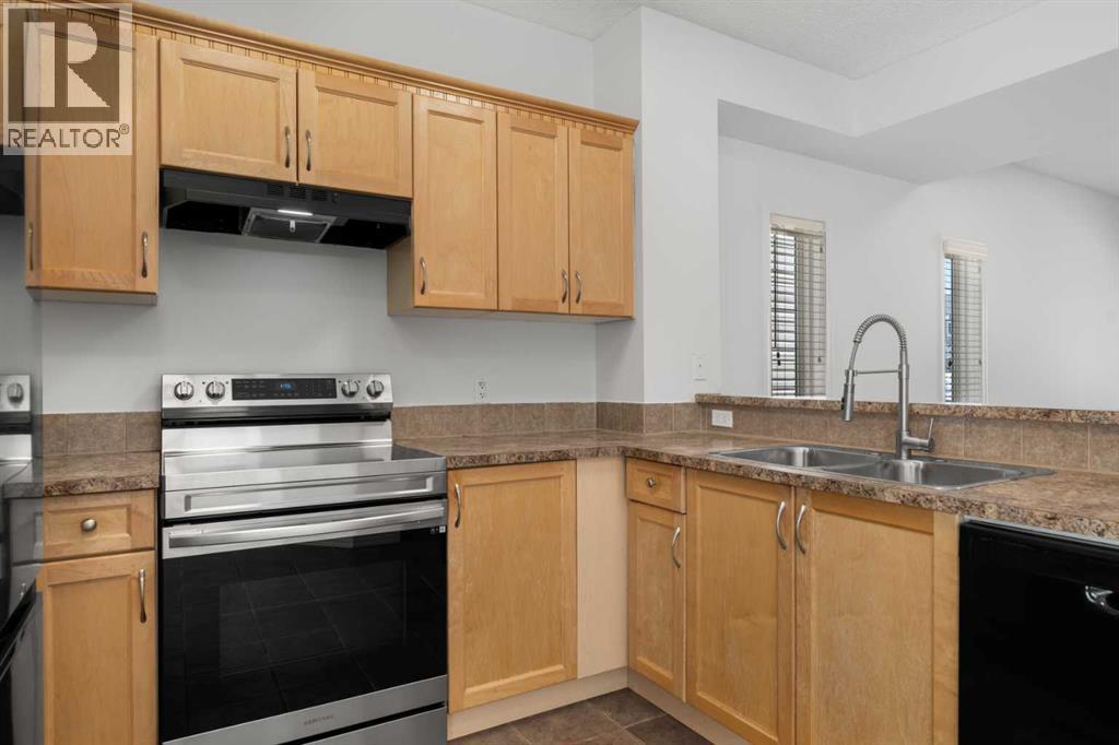 301 Strathaven Mews - 8