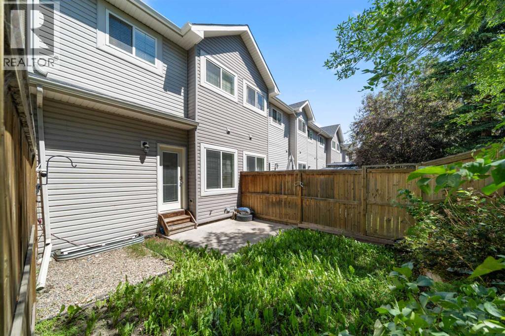 301 Strathaven Mews - 30
