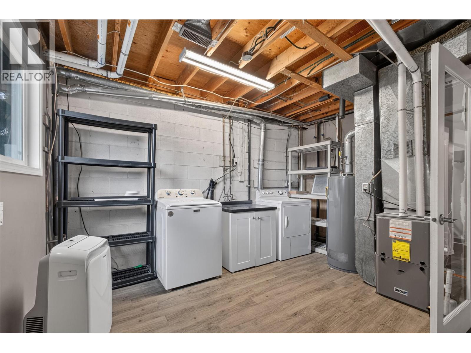 643 Hollydell Road, Kelowna