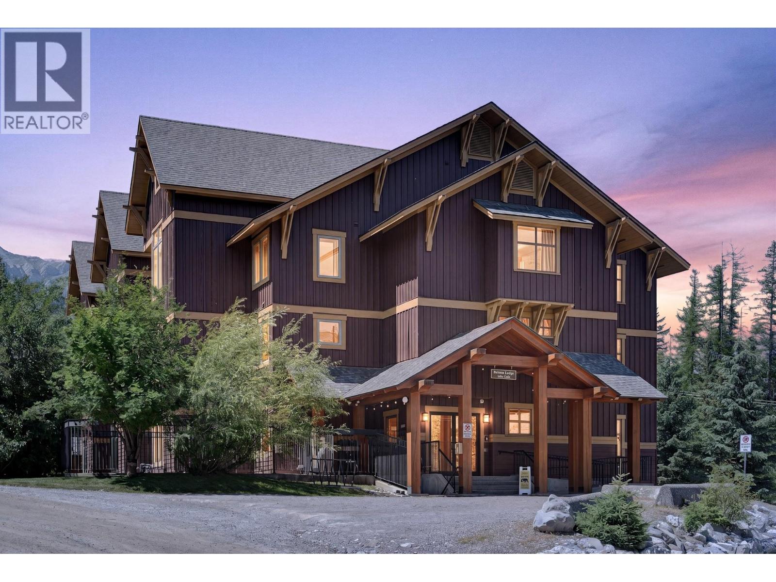 #520 4559 TIMBERLINE Crescent - 1