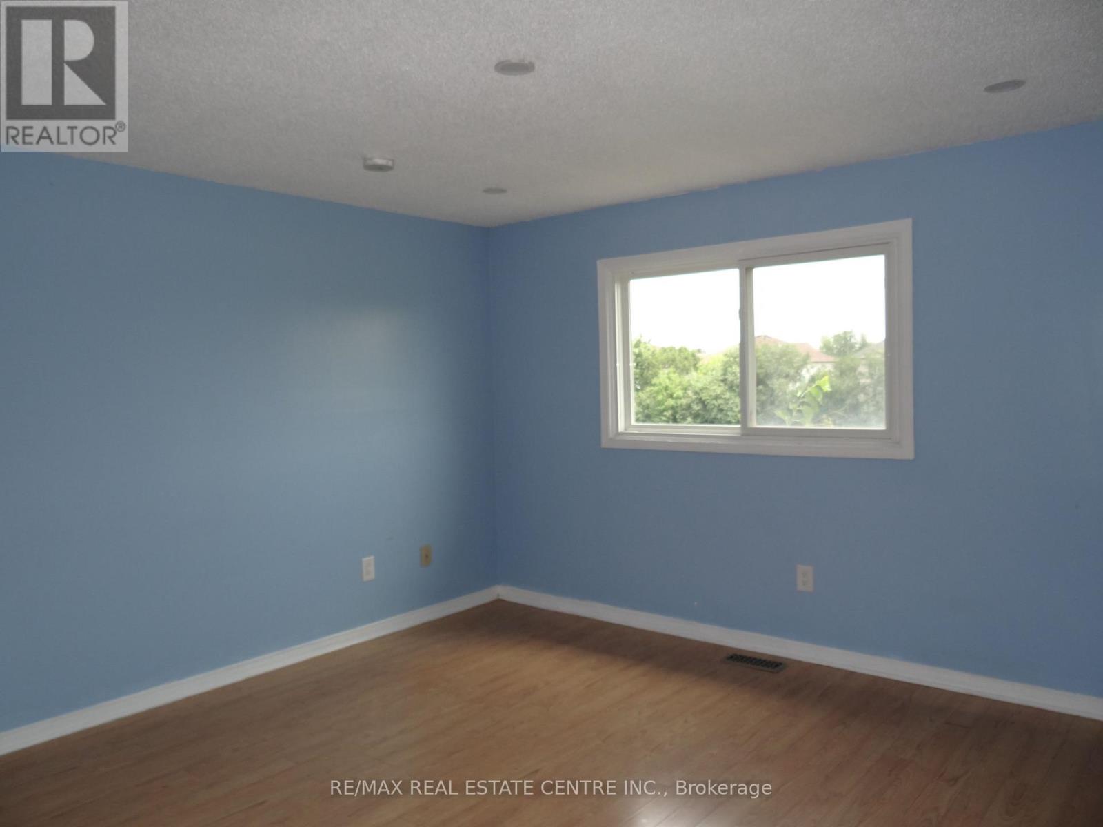 57 MEADOWLARK DRIVE - 10