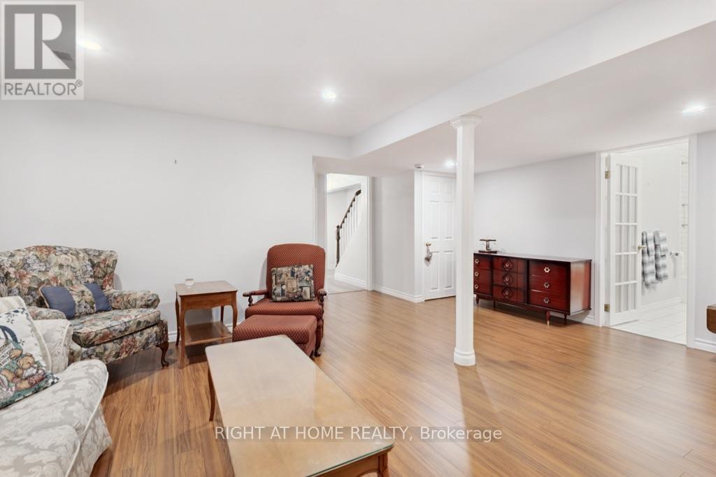 #67 3333 NEW STREET - 22