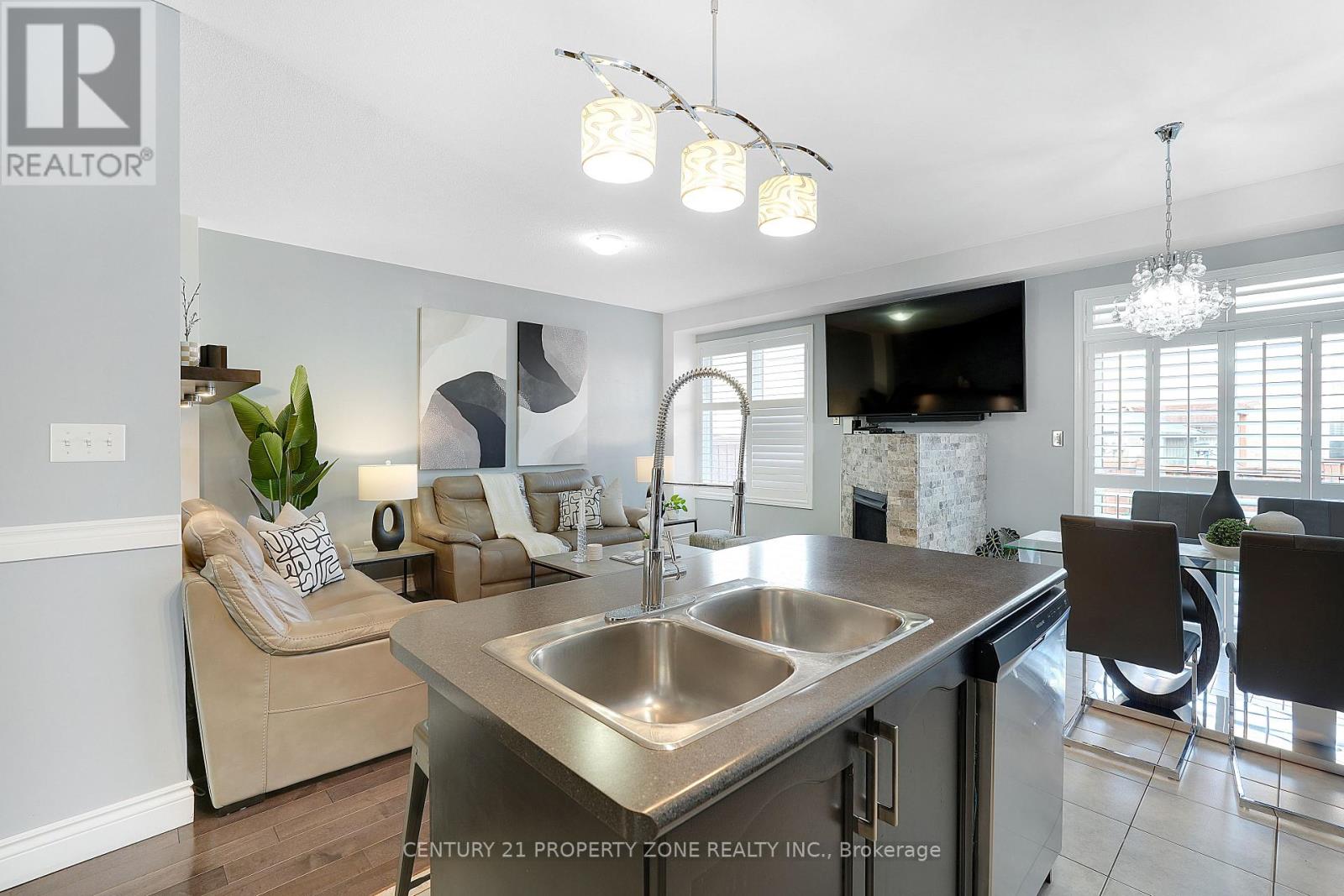 8 AMARANTH CRESCENT - 12