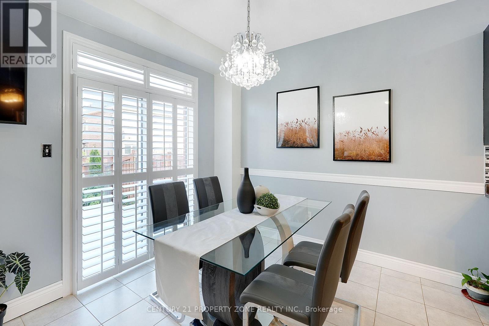 8 AMARANTH CRESCENT - 16