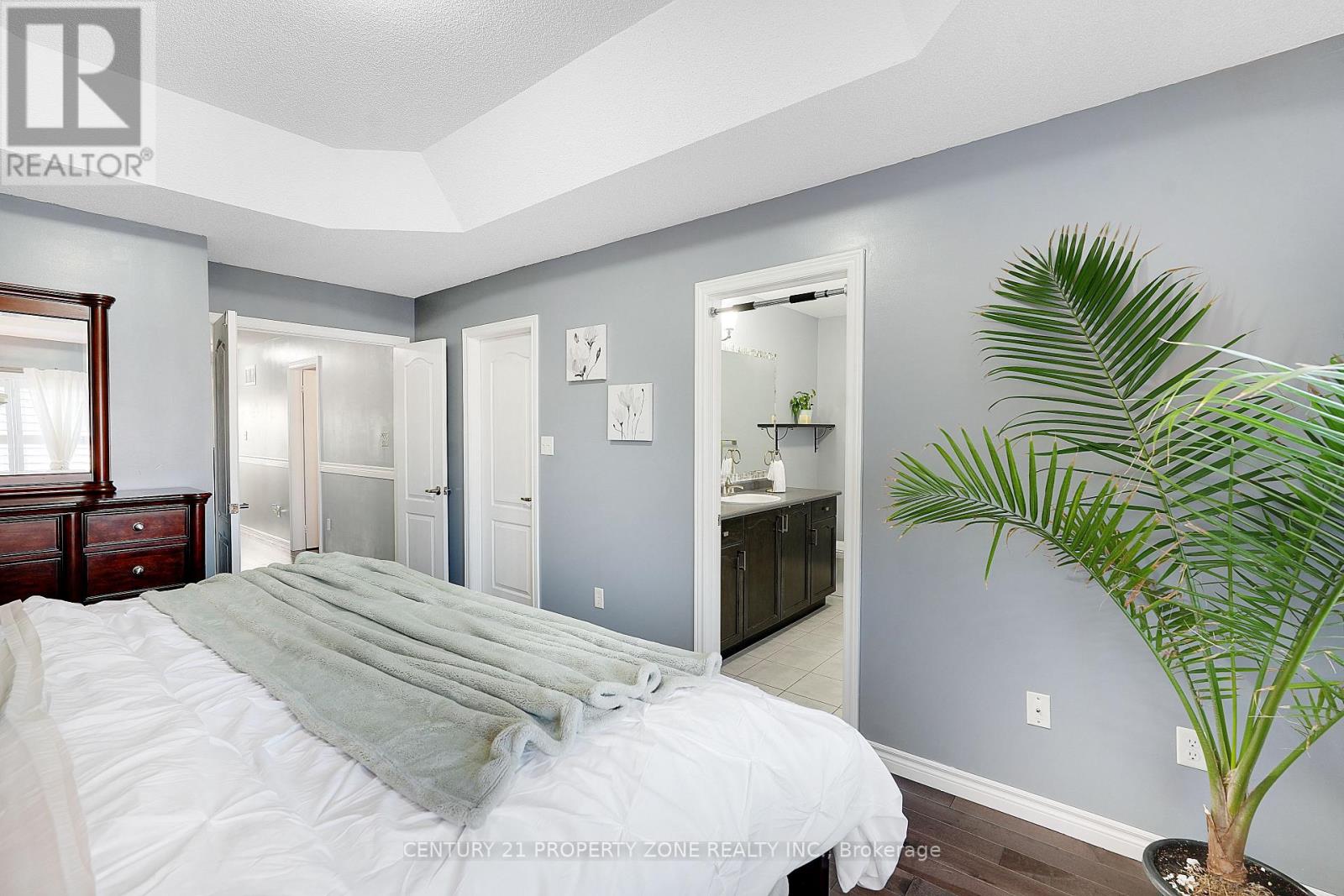 8 AMARANTH CRESCENT - 21