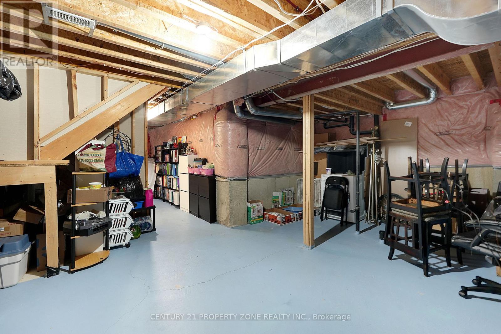 8 AMARANTH CRESCENT - 34
