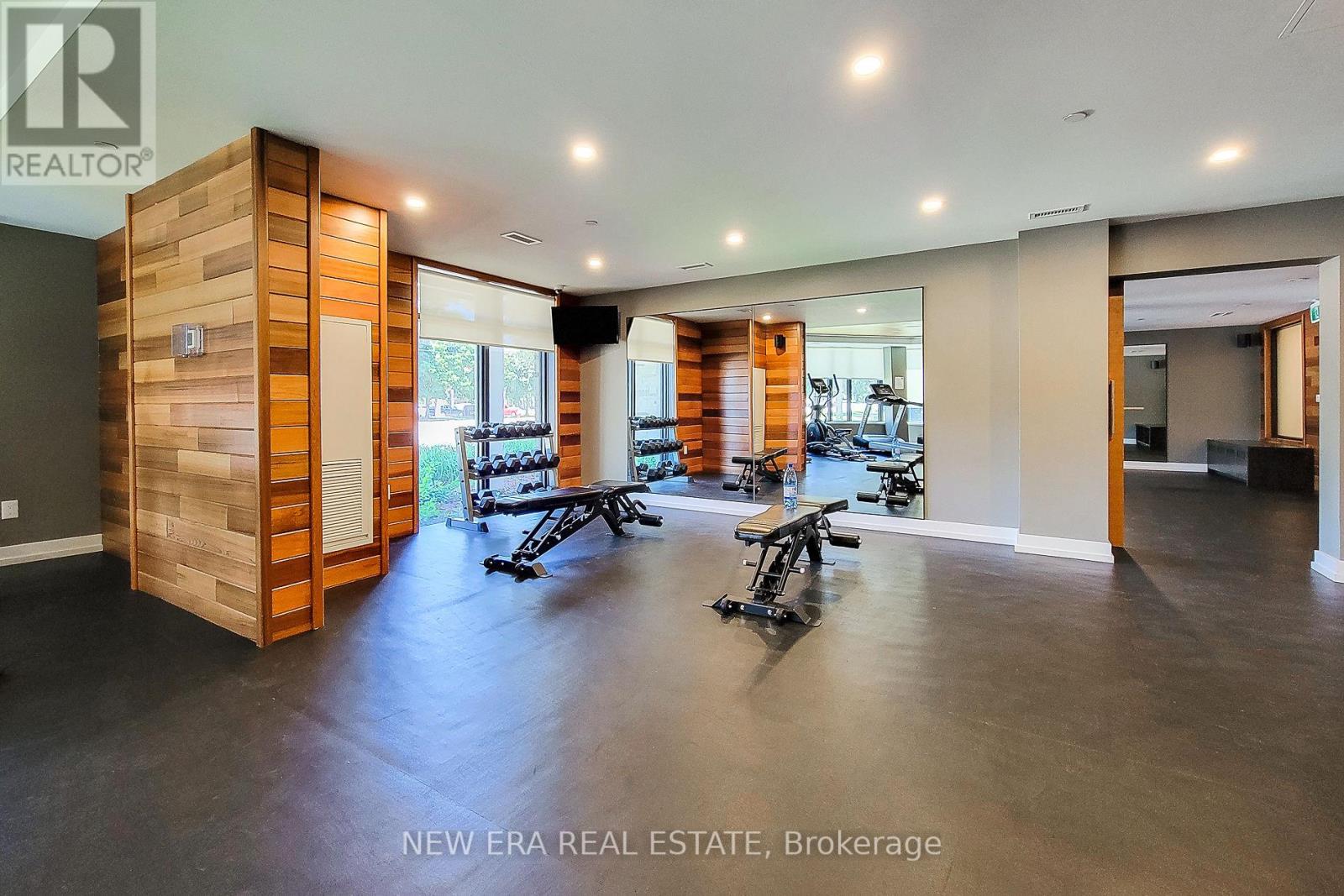 #212 320 PLAINS ROAD E - 10