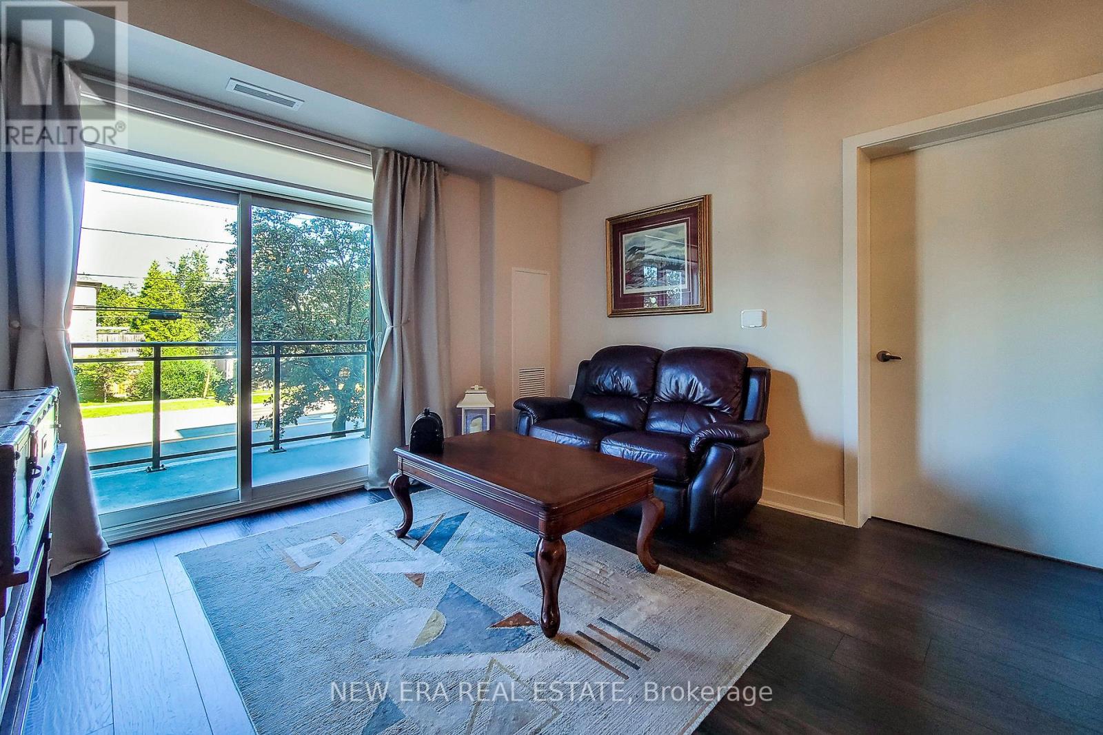 #212 320 PLAINS ROAD E - 30