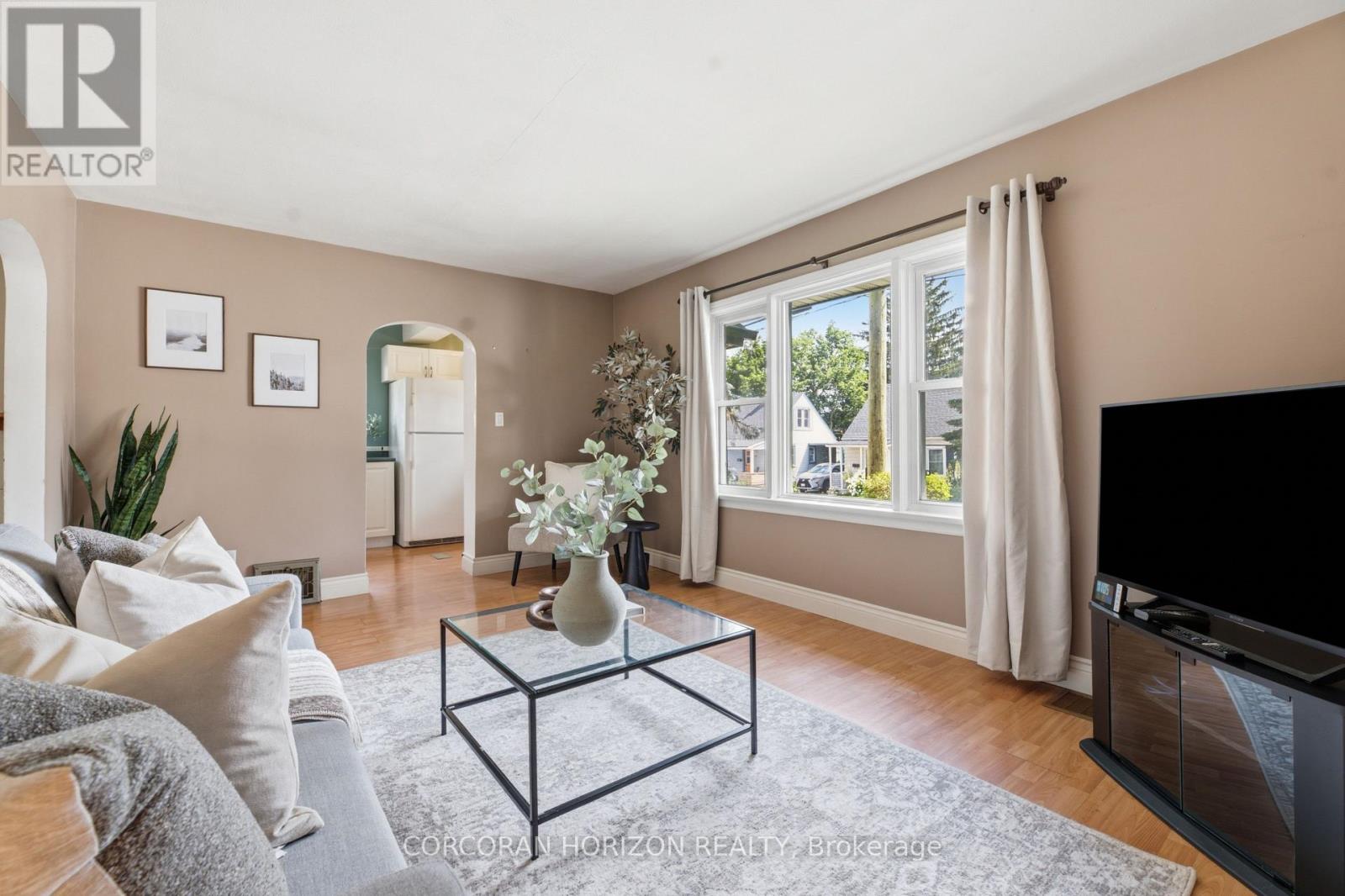 180 MELROSE STREET - 12