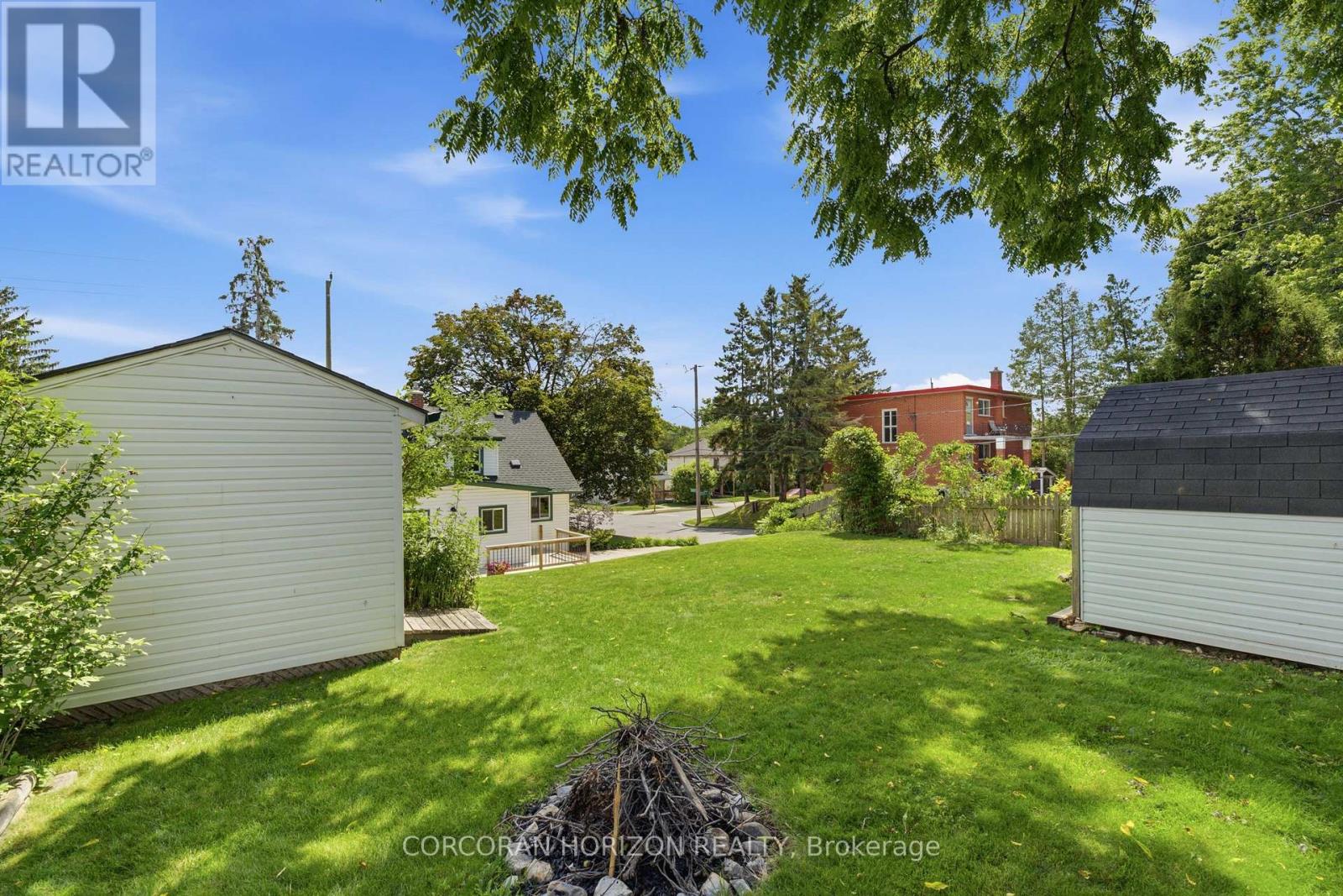 180 MELROSE STREET - 42